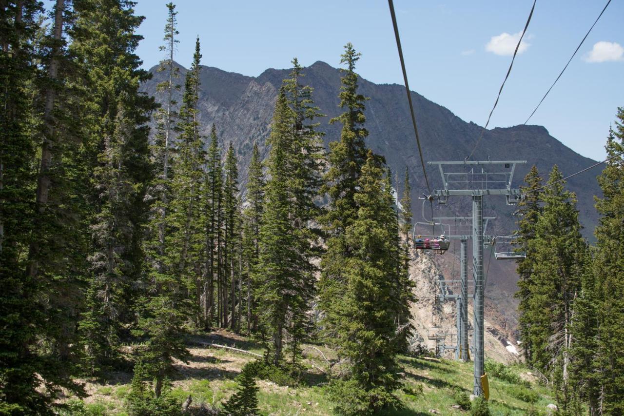 The Lodge At Snowbird Alta Exterior photo