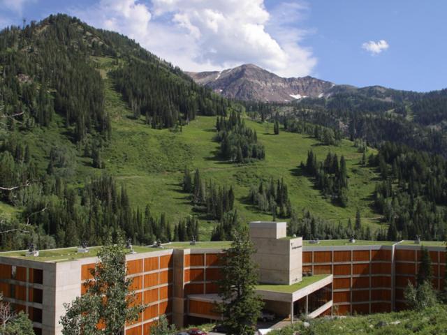 The Lodge At Snowbird Alta Exterior photo